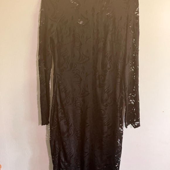 NWT - H&M black body-con lace dress - Picture 2 of 4